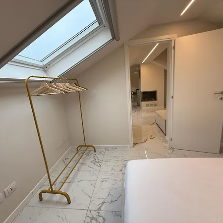 Attico Nel Cuore Di Apartamento *
